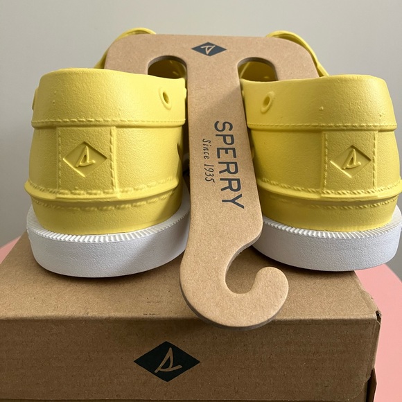 Sperry A/O Float Boat Shoes - Picture 9 of 9